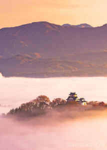 【絶景】福井県最強の雲海スポット「越前大野城」の天空の城はどこから見る？どうやって行く？時期・時間帯・条件は？